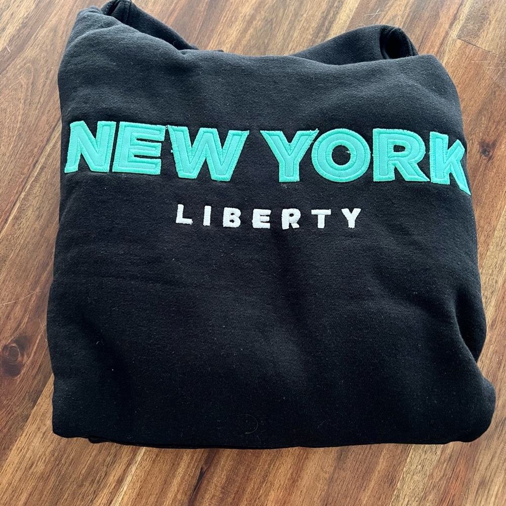 NWT WNBA New York Liberty hoodie sweatshirt, small